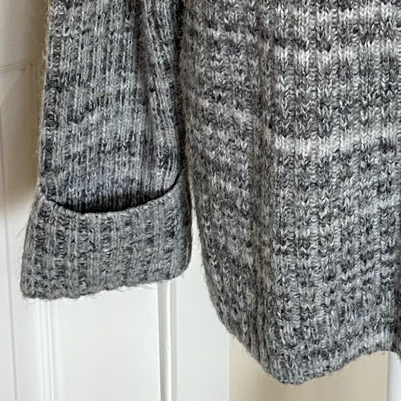Old Navy Women's Grey/White Knit Oversized Tunic Loungewear Sweater. Sz L - Picture 6 of 16